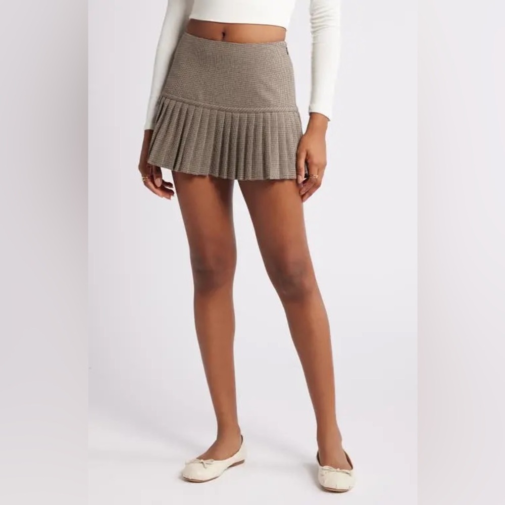 Pleated Mini Skirt
